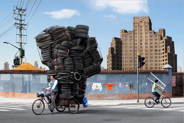 China’s Overloaded Cycle Carriers | Amusing Planet